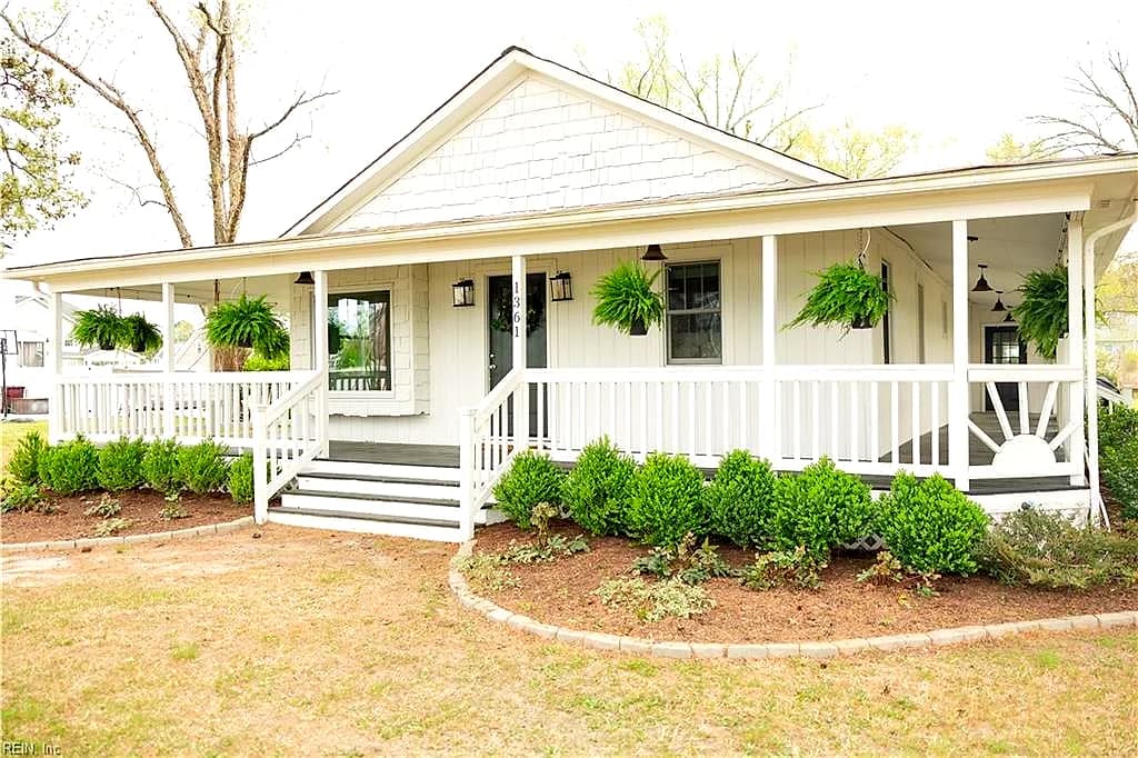 1361 Elbow RD, CHESAPEAKE VA 23320 - Photo 3