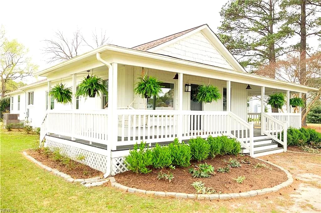 1361 Elbow RD, CHESAPEAKE VA 23320 - Photo 4