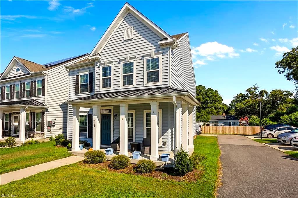 204 Goldenstar LN, PORTSMOUTH VA 23701 - Photo 4