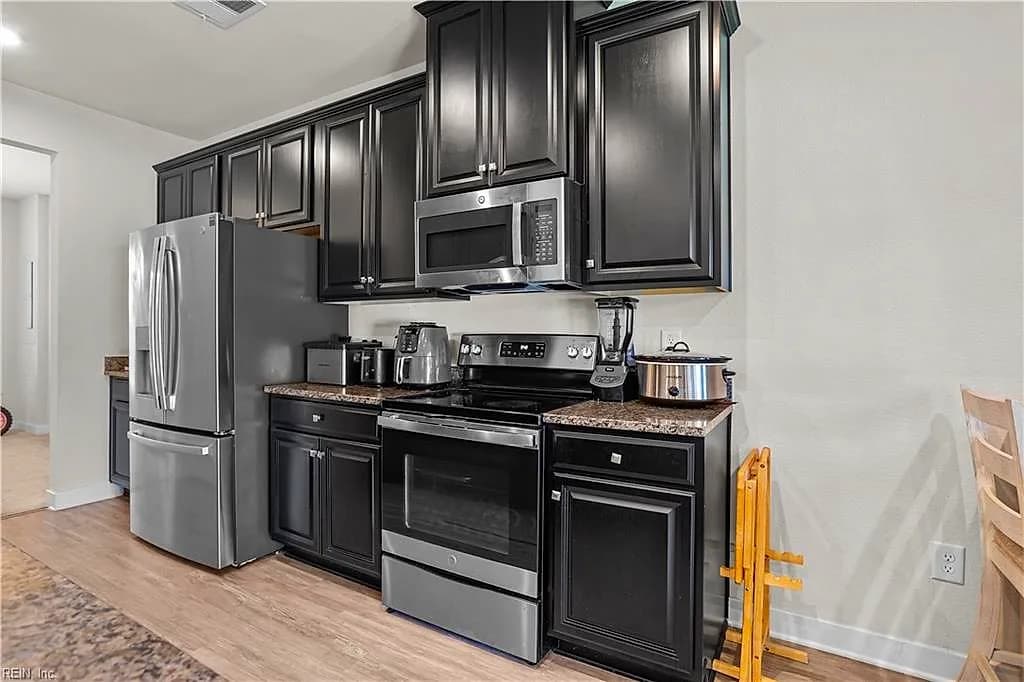 204 Goldenstar LN, PORTSMOUTH VA 23701 thumb 10