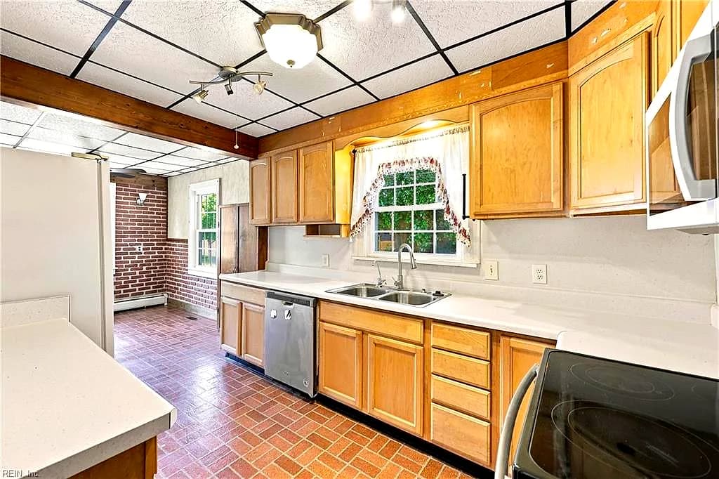 133 Leicester AVE W, NORFOLK VA 23503 thumb 11
