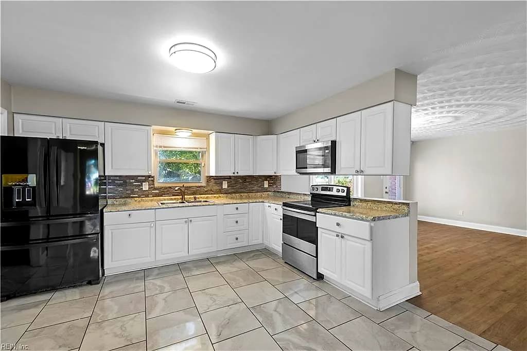 909 Portland ST, CHESAPEAKE VA 23324 thumb 8