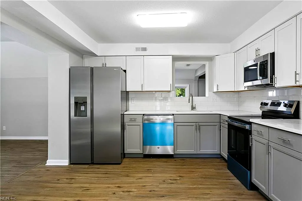 3 E Davis RD, HAMPTON VA 23666 thumb 12