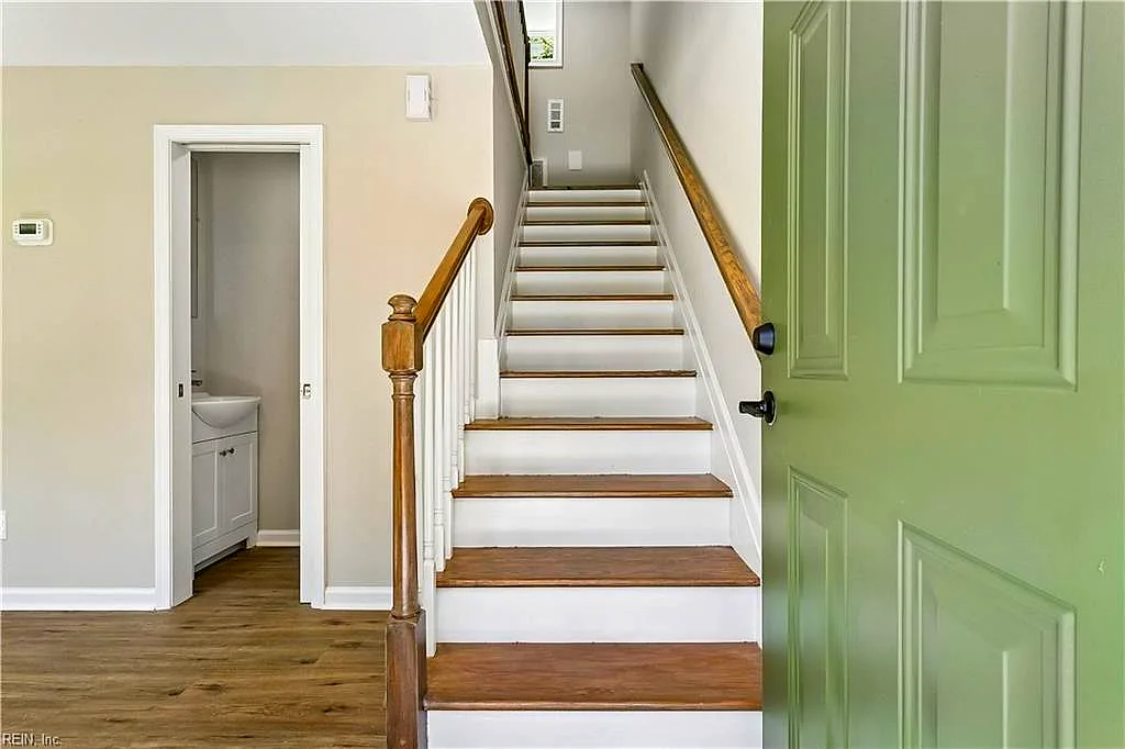 3 E Davis RD, HAMPTON VA 23666 thumb 7