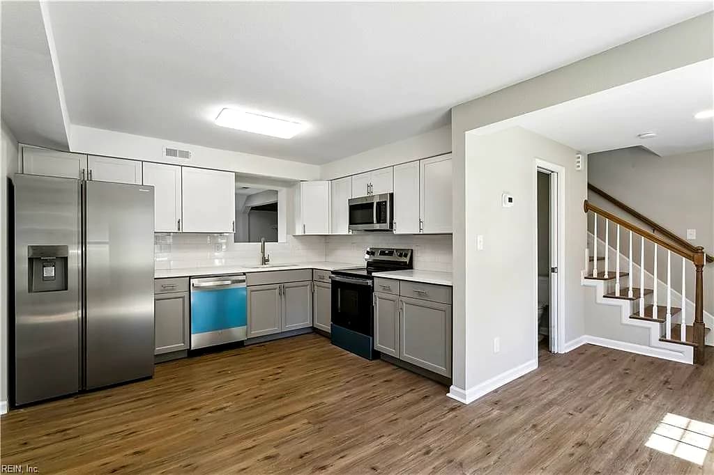 3 E Davis RD, HAMPTON VA 23666 thumb 8