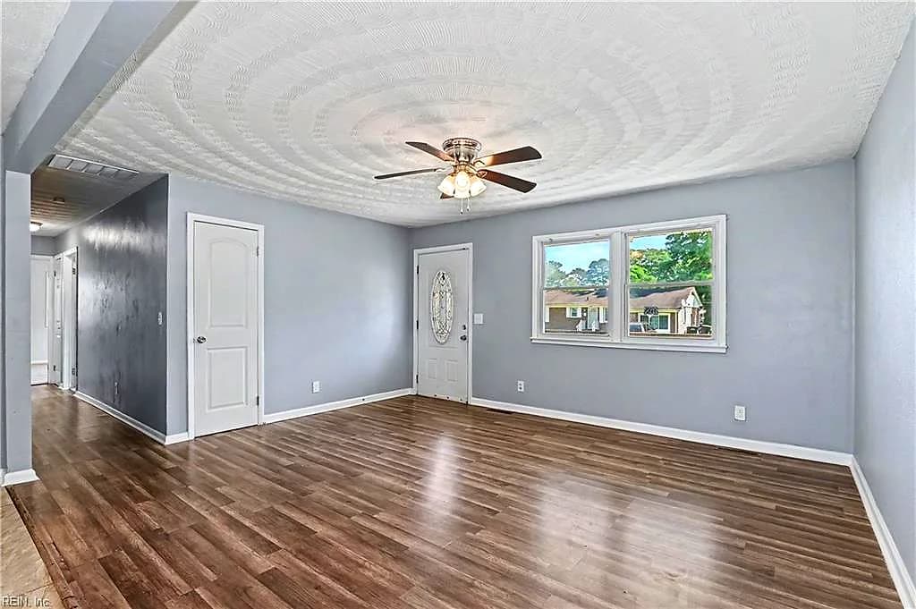 1102 Carrington CRES S, PORTSMOUTH VA 23701 thumb 6