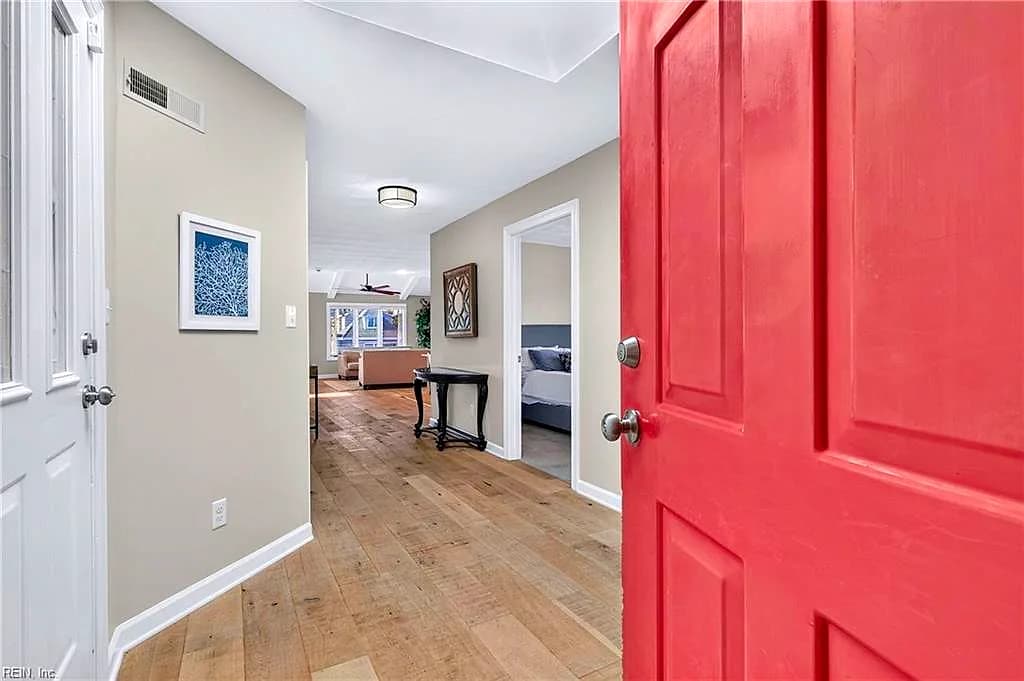 116 64th ST #B, VIRGINIA BEACH VA 23451 - Photo 3