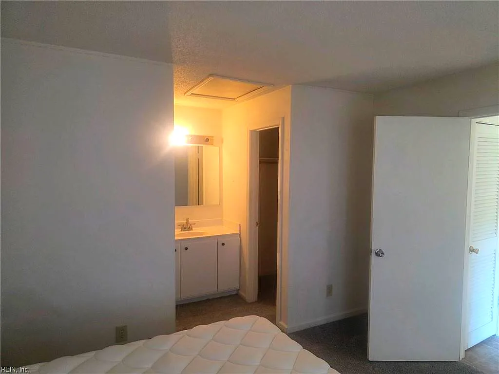 535 Pineland CIR #302, NEWPORT NEWS VA 23602 thumb 6