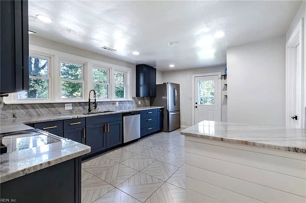 222 Columbus AVE, SUFFOLK VA 23434 thumb 8