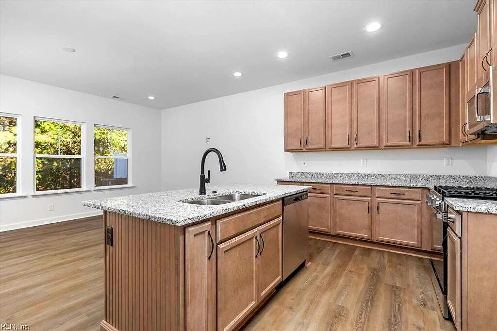 1004 Serene RD #103, SUFFOLK VA 23435 - Photo 4