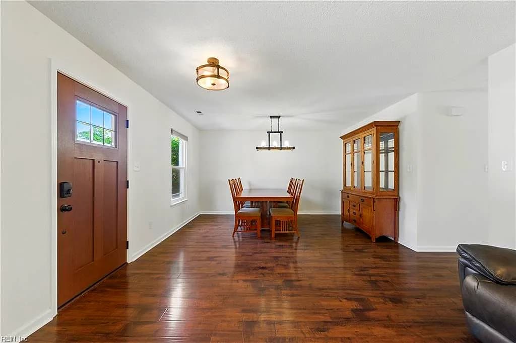 103 Crimson CT, YORKTOWN VA 23693 thumb 8