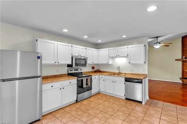 4281 Smokey Lake DR, VIRGINIA BEACH VA 23462 thumb 11