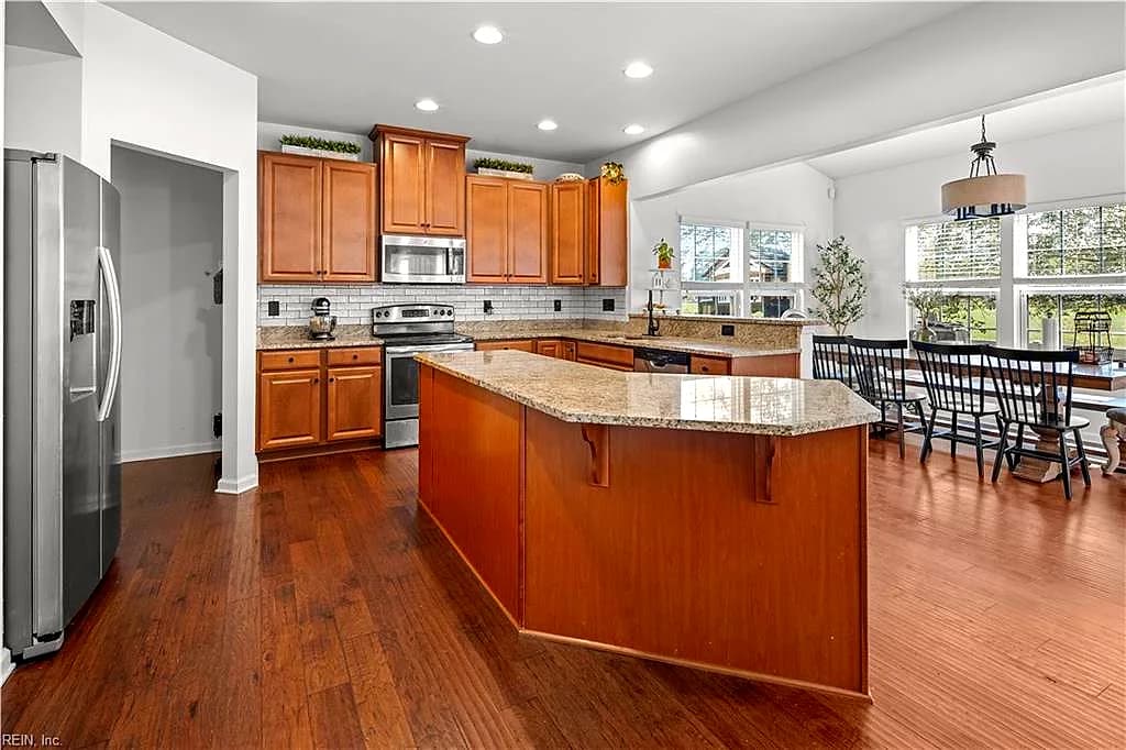 712 Appalachian Court CT, CHESAPEAKE VA 23320 thumb 9