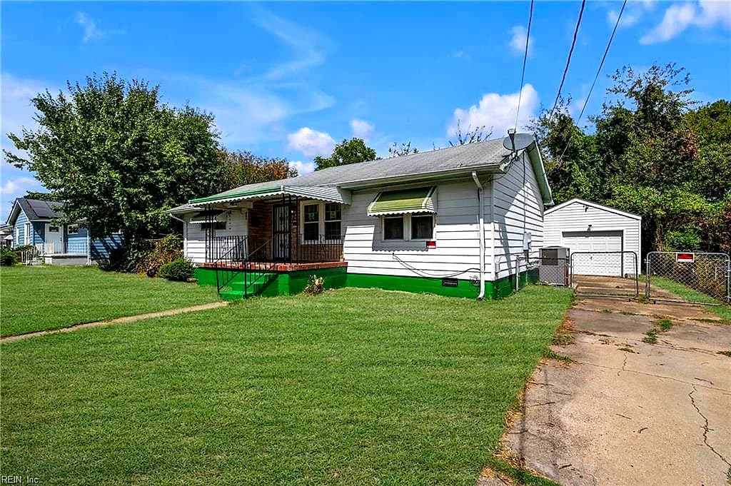 904 Hancock AVE, PORTSMOUTH VA 23701 - Photo 3