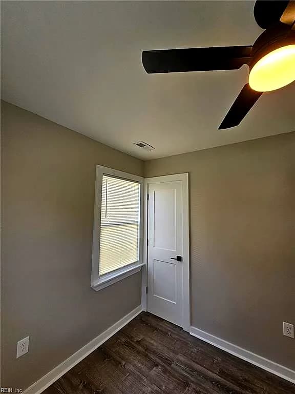 512 Smiley RD, HAMPTON VA 23663 thumb 11