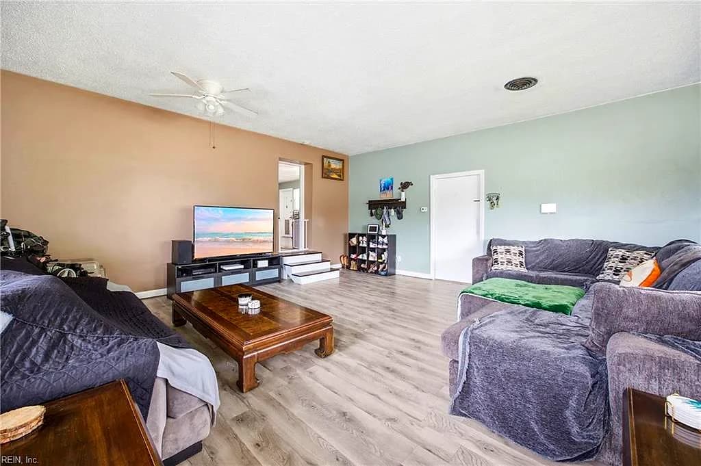 2536 E Little Creek RD, NORFOLK VA 23518 - Main photo