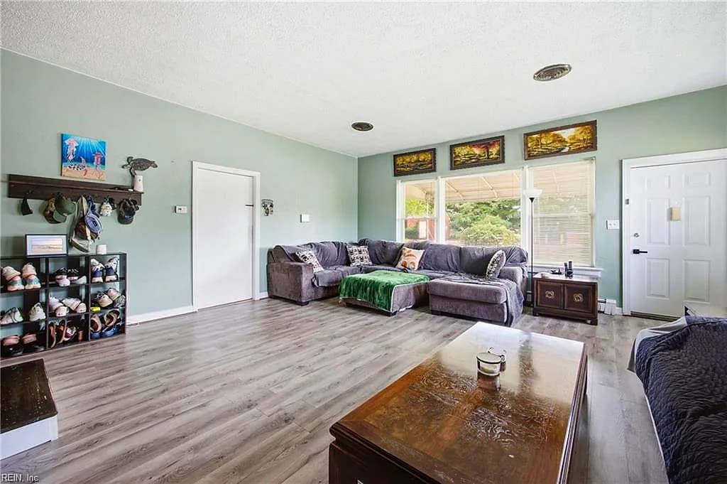 2536 E Little Creek RD, NORFOLK VA 23518 - Photo 4