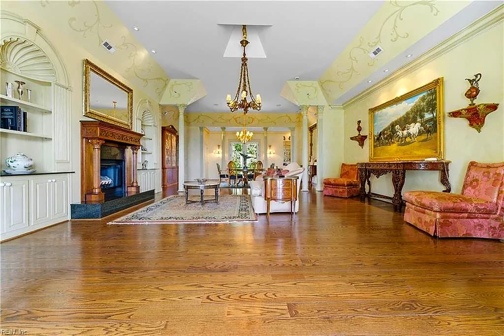 2069 Munden Point RD, VIRGINIA BEACH VA 23457 - Photo 4