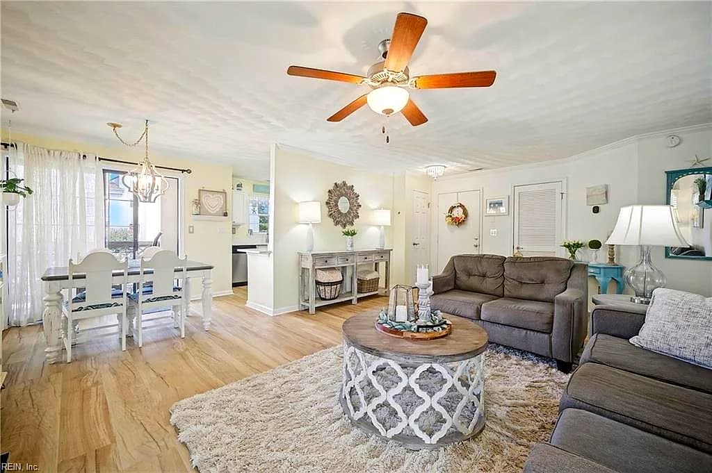 409 Harbour PT #204, VIRGINIA BEACH VA 23451 - Photo 3