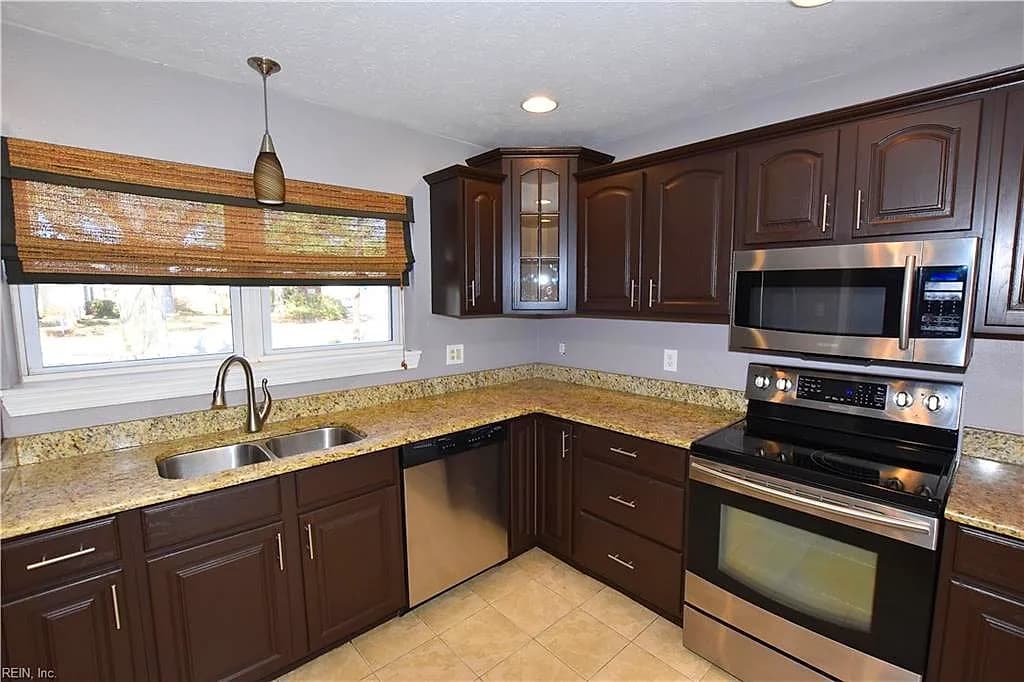50 Banister DR, HAMPTON VA 23666 thumb 7