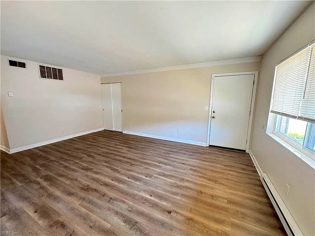 1126 Sparrow RD #1, CHESAPEAKE VA 23325 thumb 6
