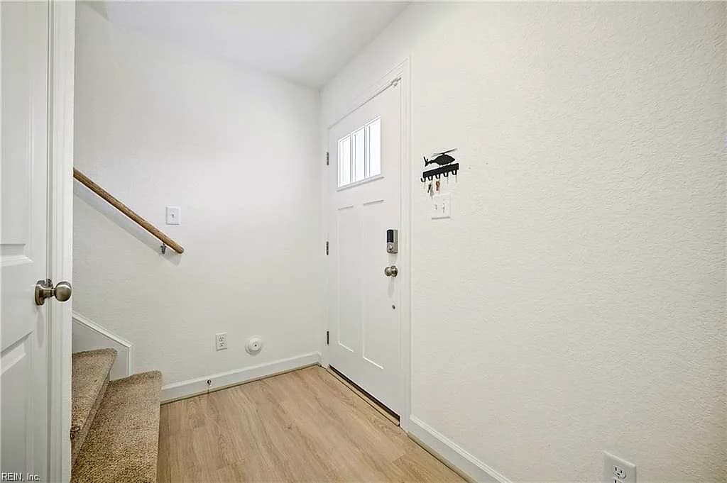 4310 Pinter LN, NORFOLK VA 23518 - Photo 5