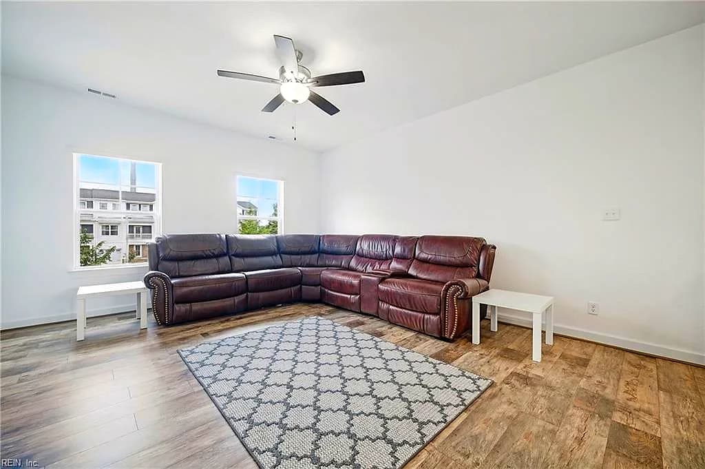 4310 Pinter LN, NORFOLK VA 23518 thumb 8