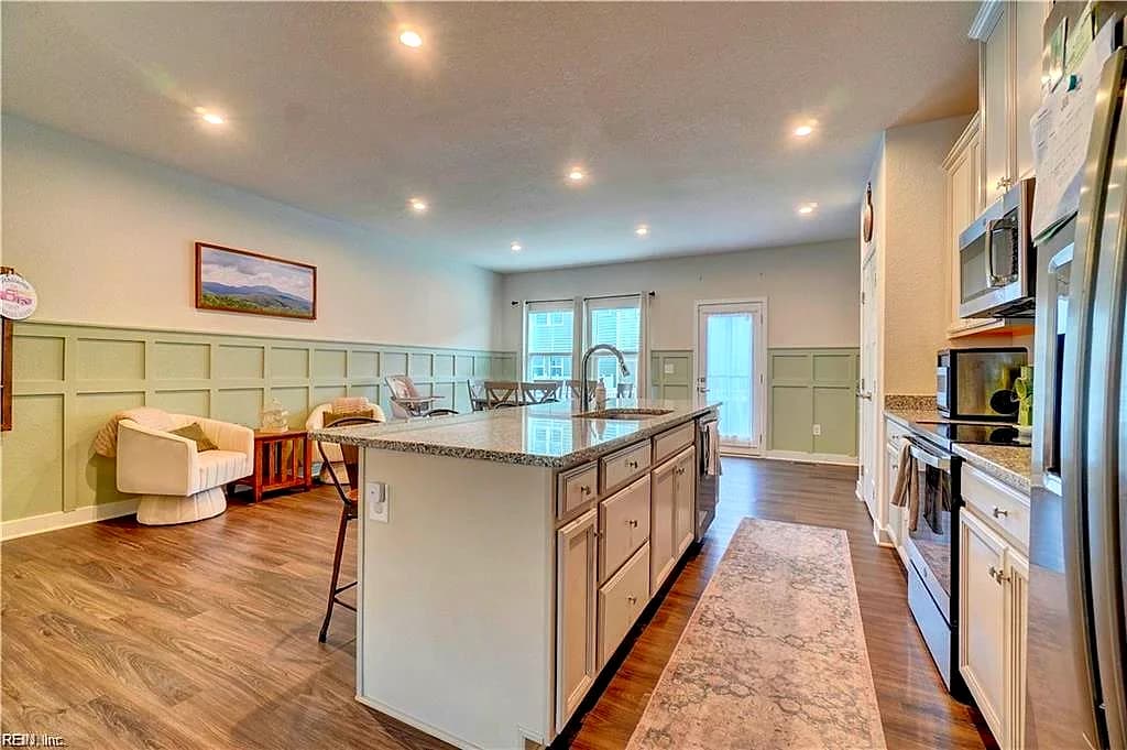 1712 Defiance DR, CHESAPEAKE VA 23323 thumb 10
