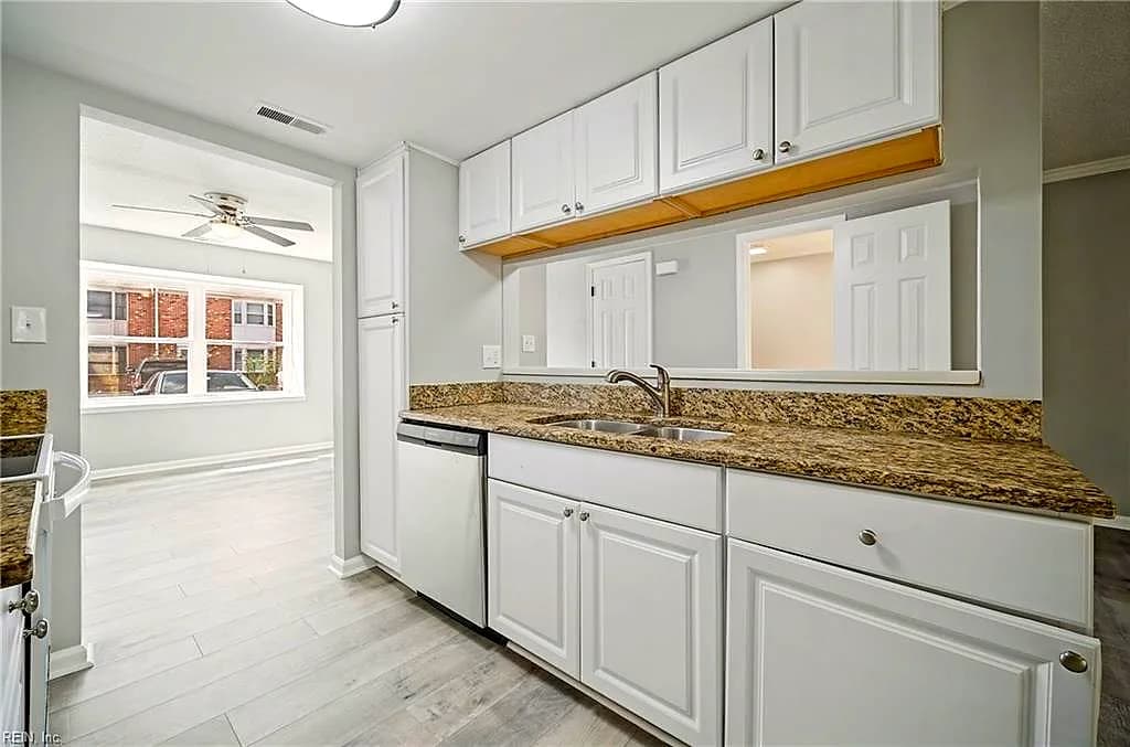 1960 Darnell DR, VIRGINIA BEACH VA 23455 thumb 8