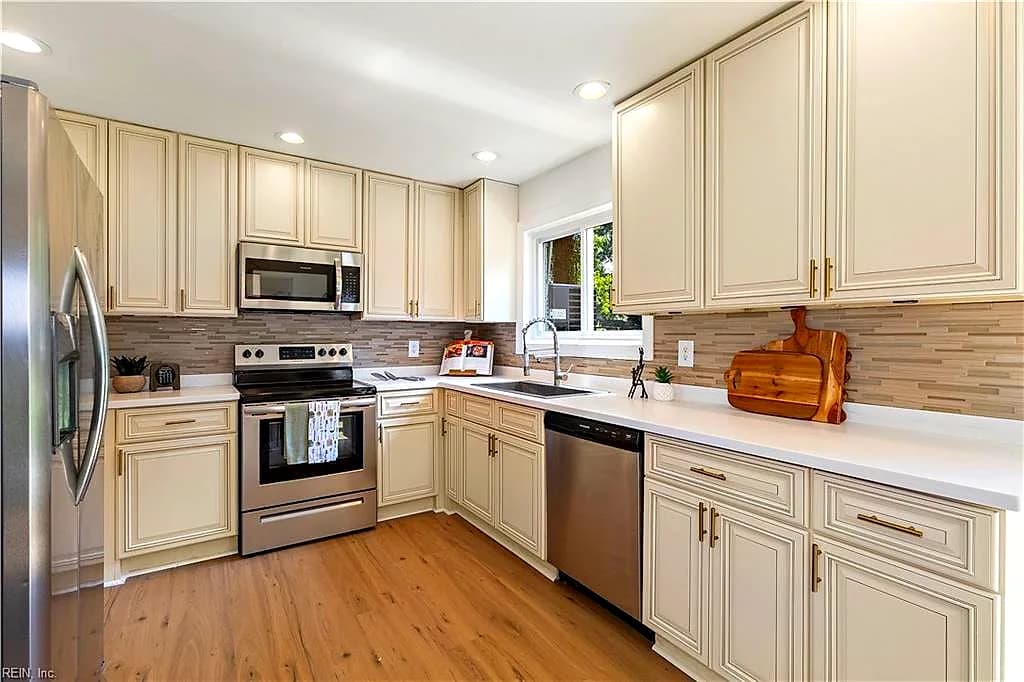 5 Pine LN, HAMPTON VA 23664 thumb 10
