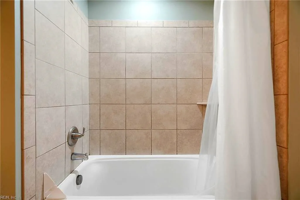 426 Granby ST #2C, NORFOLK VA 23510 thumb 12