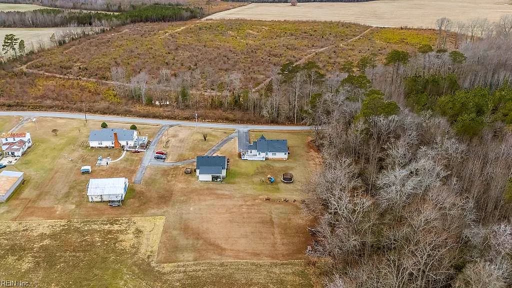 16199 Drake RD, SEDLEY VA 23878 - Photo 4