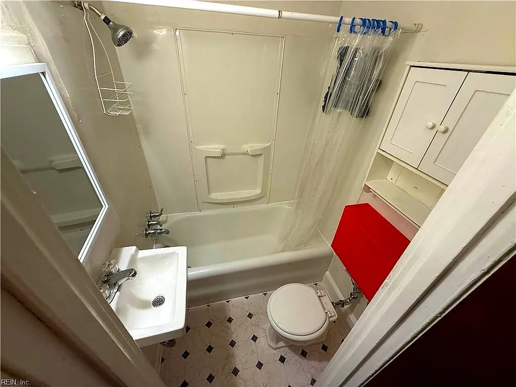 210 Drummond Place PL #6, NORFOLK VA 23507 thumb 11