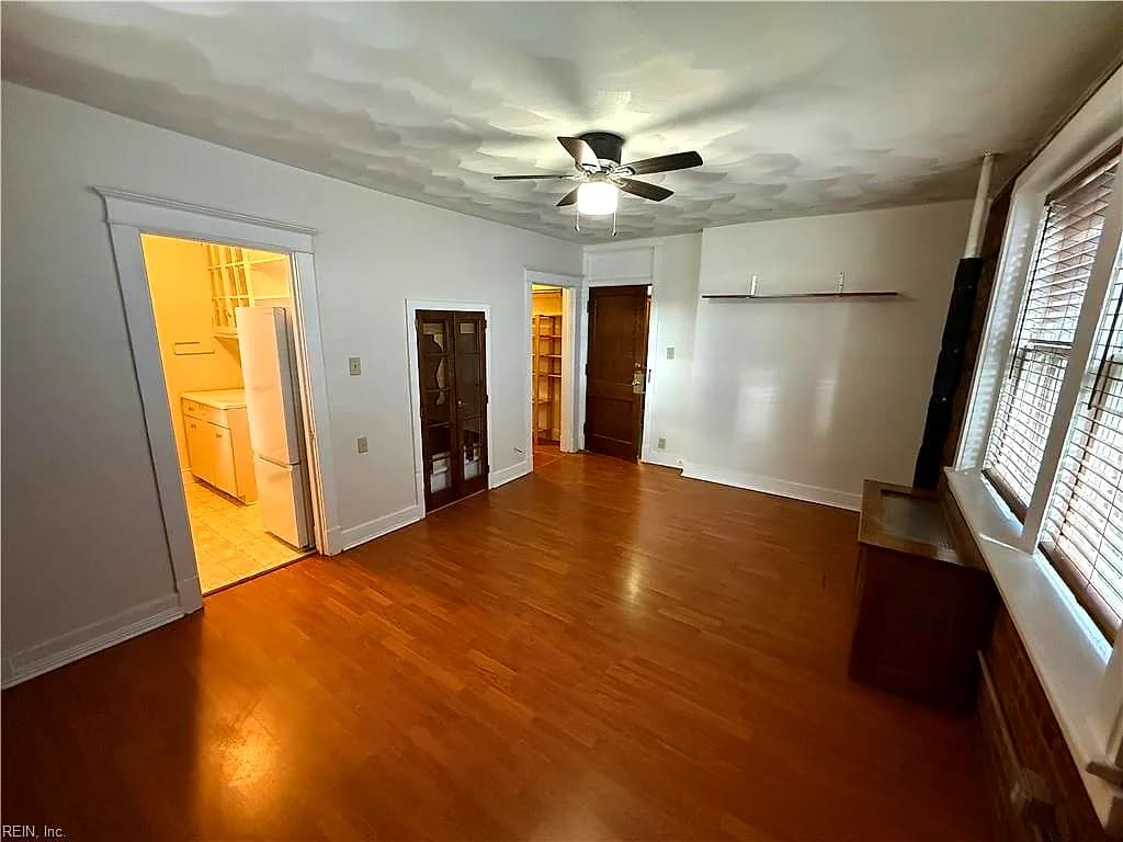 210 Drummond Place PL #6, NORFOLK VA 23507 - Photo 4
