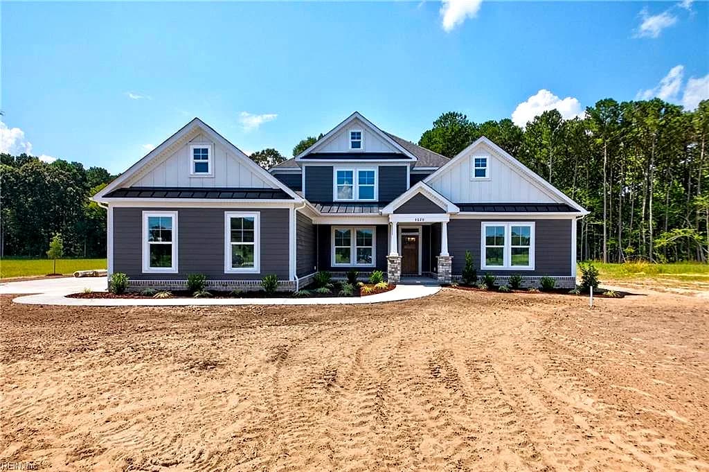 4020 Tucker LN, CHESAPEAKE VA 23322 - Photo 2