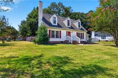 811 Haskins DR, SUFFOLK VA 23434 thumb 1