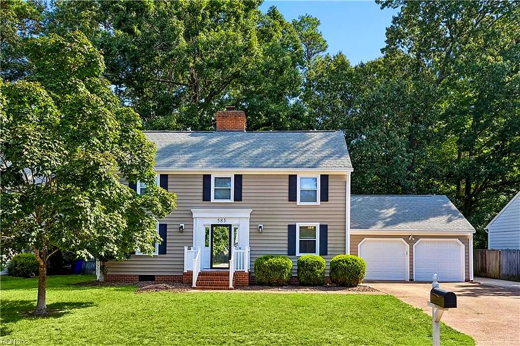 585 Crown Point DR, NEWPORT NEWS VA 23602 - Photo 3