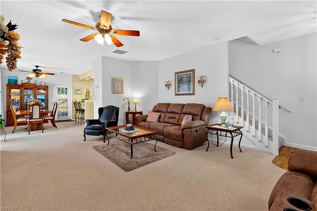 1486 Otterbourne CIR, CHESAPEAKE VA 23320 thumb 9