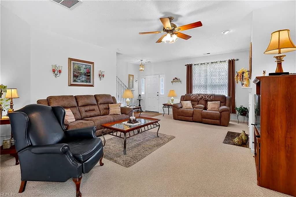 1486 Otterbourne CIR, CHESAPEAKE VA 23320 thumb 10