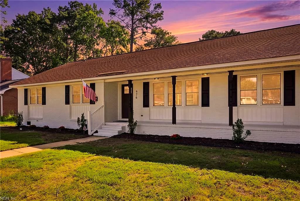 976 Edwin DR, VIRGINIA BEACH VA 23464 - Photo 2
