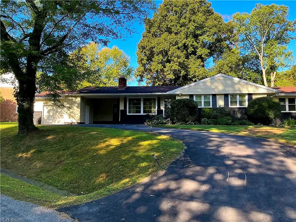 128 Davis DR, WILLIAMSBURG VA 23185 - Photo 2