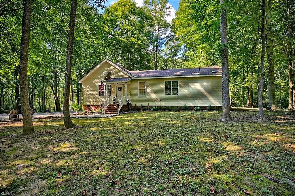 11703 Mitchell RD, SALUDA VA 23149 - Main photo