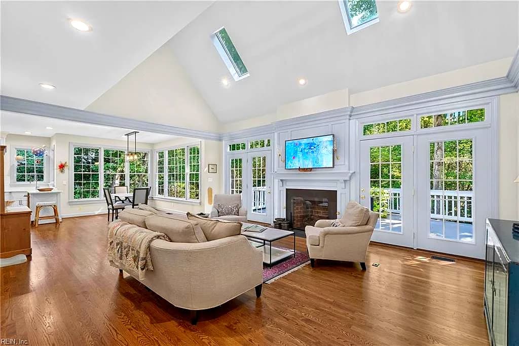 2262 W Island RD, WILLIAMSBURG VA 23186 - Photo 3