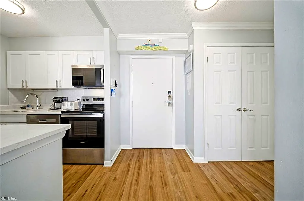 303 Atlantic AVE #404, VIRGINIA BEACH VA 23451 thumb 11