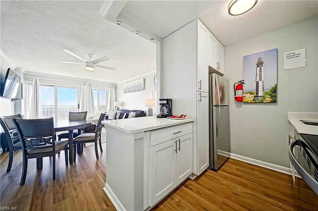 303 Atlantic AVE #404, VIRGINIA BEACH VA 23451 thumb 9