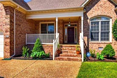 207 Richter LN, YORKTOWN VA 23693 thumb 3