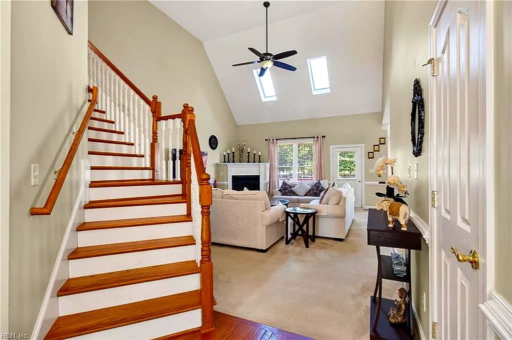 207 Richter LN, YORKTOWN VA 23693 thumb 6