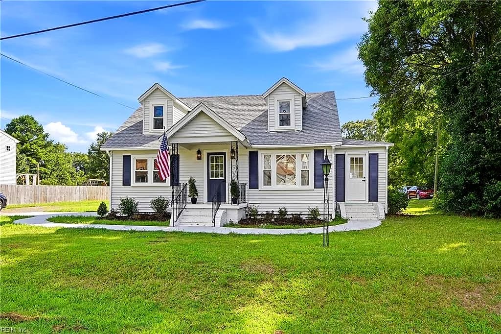 1213 Fentress RD, CHESAPEAKE VA 23322 - Photo 3