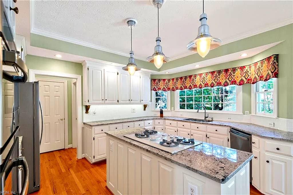 20218 Olde Towne CT, SMITHFIELD VA 23430 thumb 10