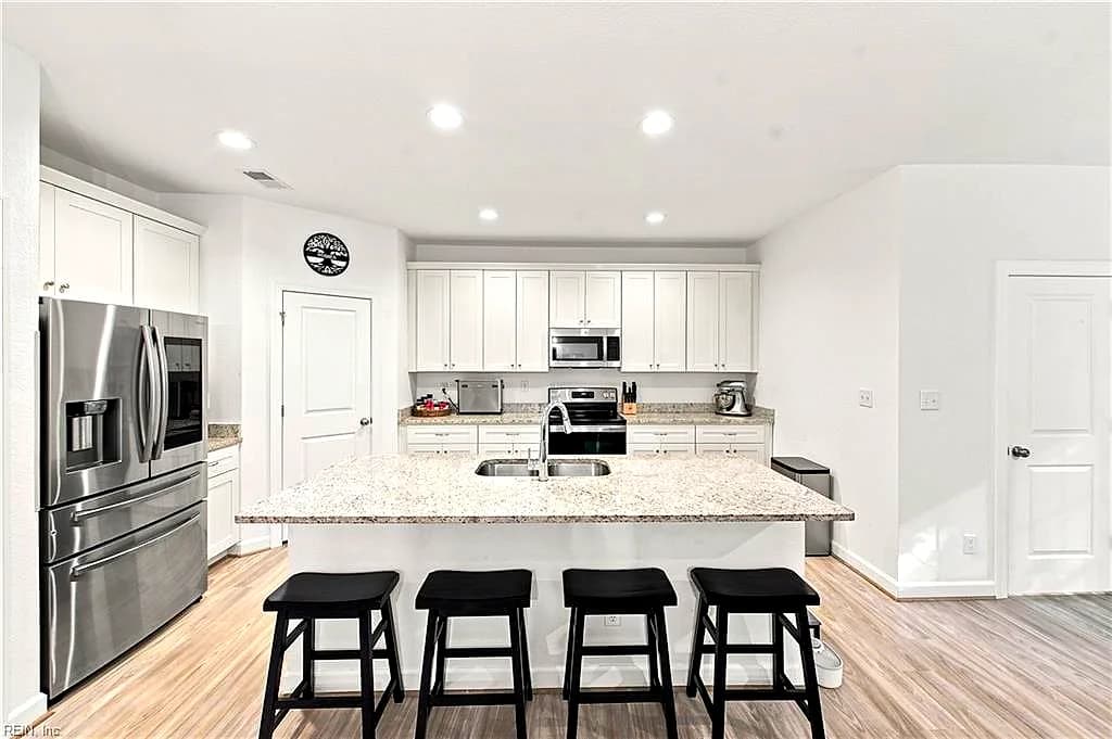 2556 Fieldsway DR, CHESAPEAKE VA 23320 thumb 6
